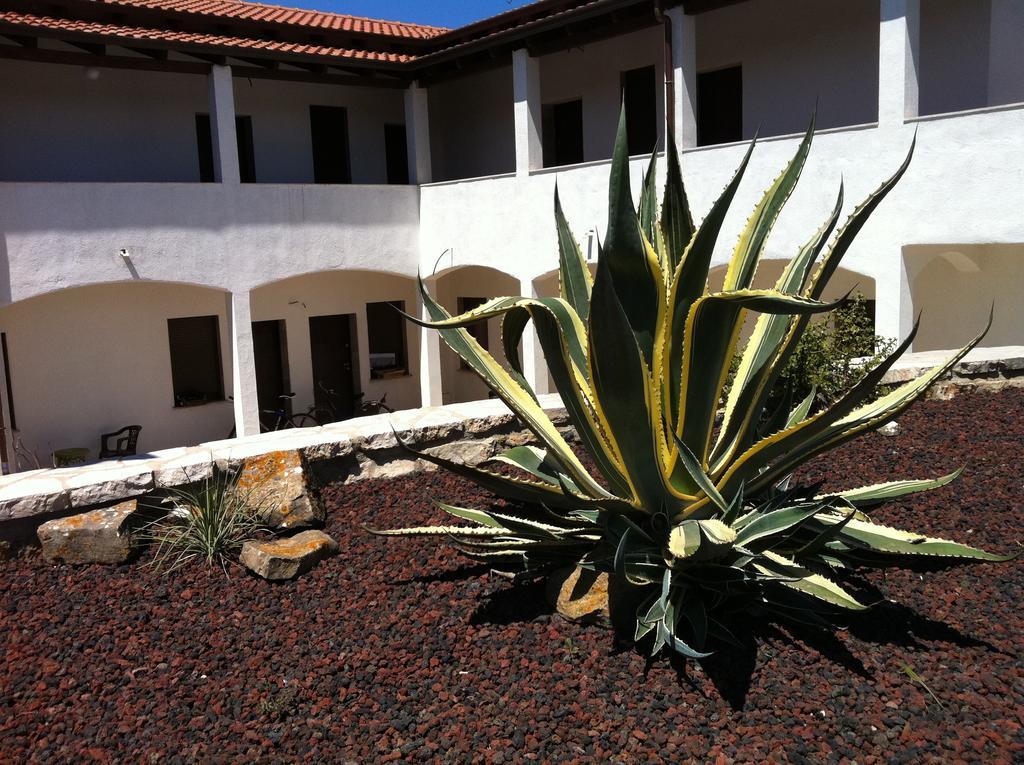 Agriturismo Agave Fertilia Exteriör bild